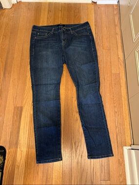 Torrid size 16R jeans